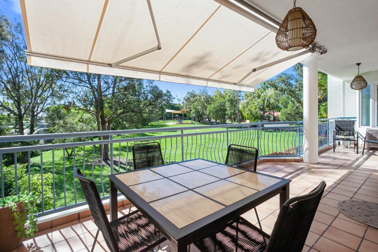 Riviera Noosa Resort Нусавил Екстериор снимка